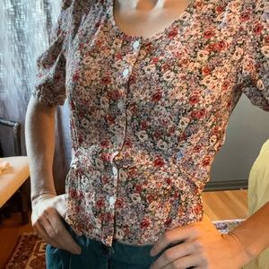 Rouje floral button top NEW Eleanor